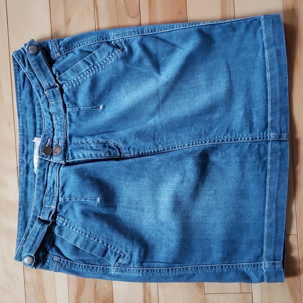 Life in progress denim skirt